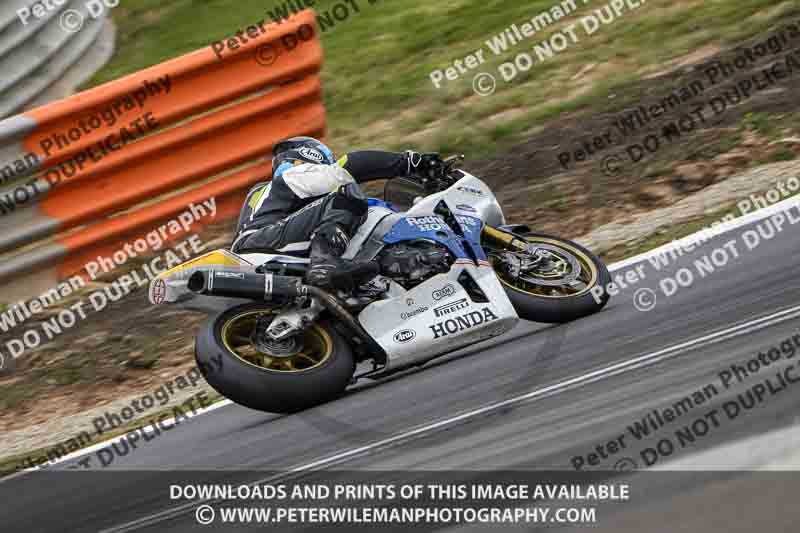 cadwell no limits trackday;cadwell park;cadwell park photographs;cadwell trackday photographs;enduro digital images;event digital images;eventdigitalimages;navarra;no limits trackdays;peter wileman photography;racing digital images;trackday digital images;trackday photos